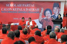 Sekolah Pilkada untuk...