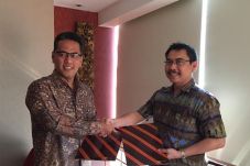 Evercoss Gandeng Intel...