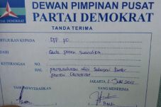 Pasek Resmi Mundur dari...