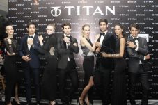 Titan Luncurkan Dua...