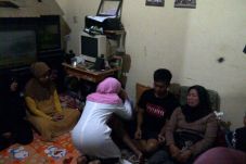 Suami Jadi Korban Hercules,...