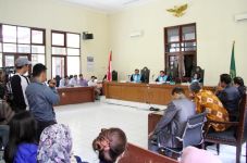 PSSI Serahkan Bukti...