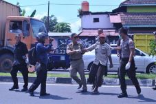 Ramadan, Surabaya Diserbu...
