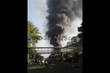 Transjakarta Terbakar,...