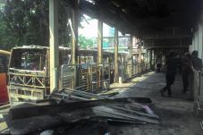 Rusak Parah, Halte UI...