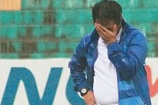 Persegres Tantang Agus...
