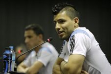 Tiga Pemain Chile Bikin...