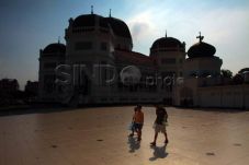 Jejak Sajadah Ramadan,...