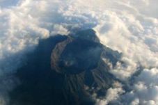 Abu Vulkanik Gunung...