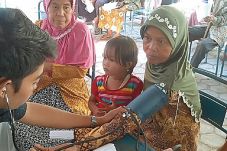 Pola Hidup Lansia Pinggiran...
