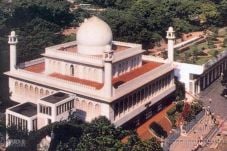 Intip Keindahan Masjid...