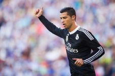 Ronaldo On Fire Sambut...