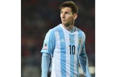 Lionel Messi Tolak Penghargaan...