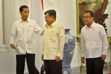 Salah Ketik Undangan,...