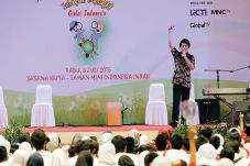 1.000 Anak Yatim Diajak...