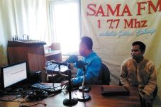 Menjadi Tempat Komunikasi...