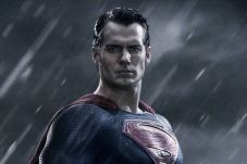 Batman v Superman Bukanlah...