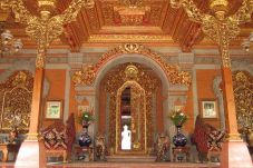 Penyerbuan Majapahit...