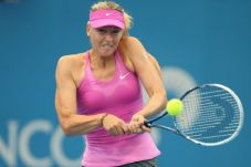 Sharapova: Keluar Sebagai...