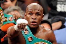 TERBARU: Mayweather...