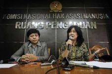 Korban Kebijakan Menpora...