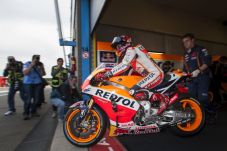 Rebut Pole Position,...