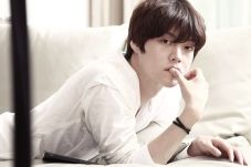 Ahn Jae Hyun Ingin Adu...