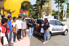 Ford Menyelenggarakan...