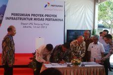 Pertamina Resmikan 8...