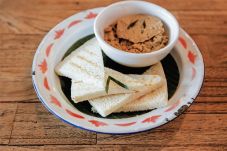 Kolaborasi Kafe Dan...