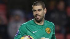 Valencia Inginkan Valdes,...