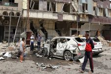 Bom Mobil Guncang Irak...