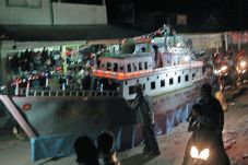 Mengarak Telong-Telong...