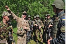 AS dan NATO Latihan...