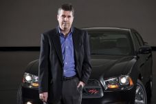 Lirik Bisnis Mobil,...