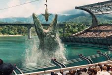 Jurassic World Peringkat...