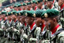 TNI Tambah 100 Personel...