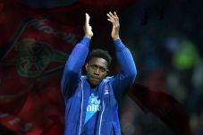 Sinyal Bahaya, Arsenal...