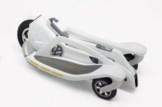 VW Siapkan Skuter Terbaru...