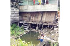 Warga Pesisir Musi Kekeringan
