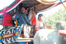 Ribuan Kader PDIP Antar...
