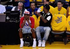 Mayweather Jr dan Kejanggalan...