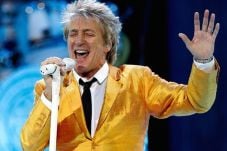 Rod Stewart Ternyata...