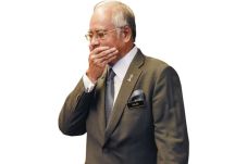 Desakan Najib Razak...