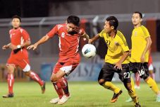 Pemain Persebaya Tebar...