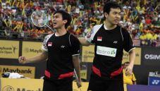 Hendra/Ahsan Tunggu...
