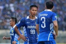 Tiga Bulan Vakum, Pemain...