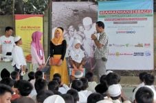Menyantuni Ilmu Pada...