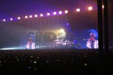 Big Bang Tutup Konser...