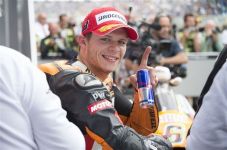 RESMI: Tim Aprilia Perkenalkan...